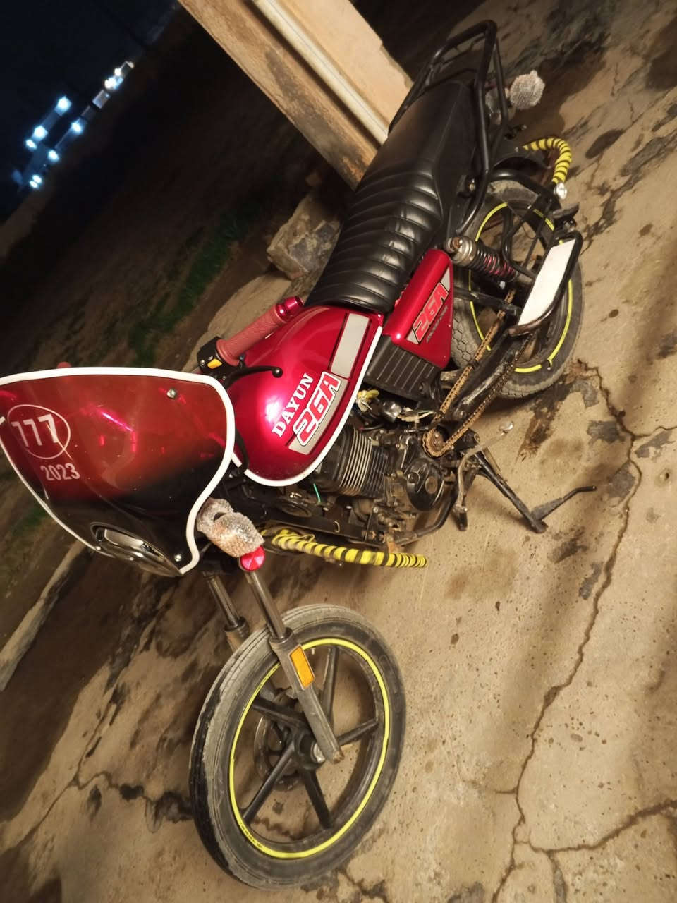 سلام عليكم دايوان موديل 22 نازله بل 23 كدامك النضافه اوراق اصوليه تروح بوجهك للترقيم مكفوله من البجم للدعاميه المحرك مكفول للاستفسار ***********
