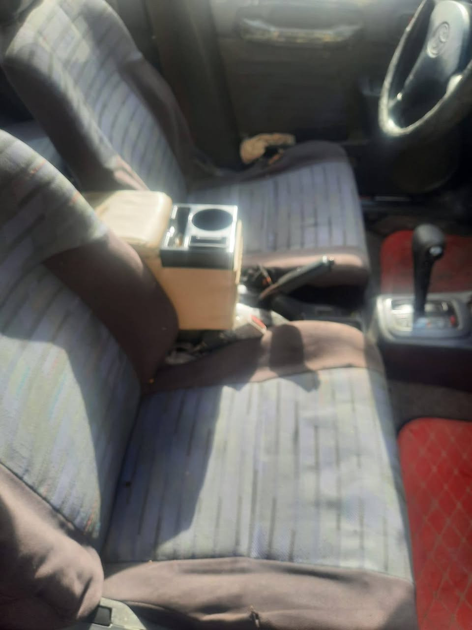 السلام عليكم
من رخصه مدير الكروب المحترم 
للبيع او مراوس راف فور موديل 1995 رقم بغداد الدولي شرط التحويل سياره حلوه وخير من الله محرك وكير تمام كشر شوف العين السعر 42 وبيهه مجال المكان بغداد الجديده *********** واتساب
