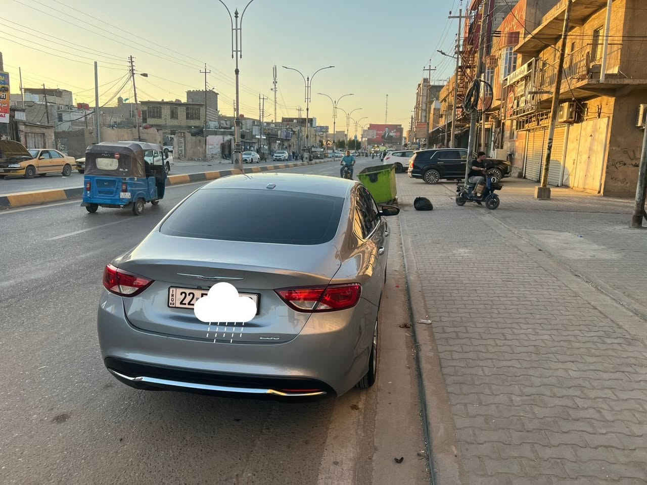 للبيع فقط بدون مراوس 
كرايسلر C200 
موديل 2016 
مكينه 2400 جديده 
كير ماوس جديد 
ماشيه 94 فقط 
بيها شبر صبغ بجاملغ الأمامي 
وقبق الجنطه فقط رش بدون فتح بدون دواخل بدون معجون 
رقم اربيل دولي بسمي تريد تحويل تريد وكاله 
المواصفات معروفه 
شاشه بلوتوث + كامره خلفيه 
تحكمات ستيرن 
حساس اطارات 
اضائه LED 
دخول ذكي 
مثبت سرعه 
بيها هواي مواصفات 
السياره جديده مابيها اي نقص 
السعر 135 وبيها مجال 
العنوان البصره 
مكلف بنشر اي استفسار اتصل عل الرقم
***********
