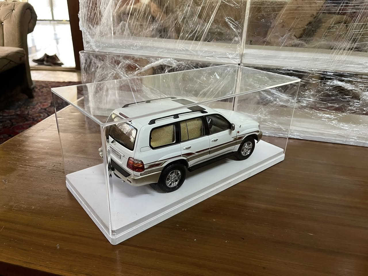 السلام عليكم

بوكس اكرلك عرض سيارات حجم 1:18 

سعر القطعة 28 الف 

يوجد توصيل لجميع المحافظات


**إذا كنت صاحب هذا الإعلان وتريد حذفه لأي سبب، رجاءا أرسل رسالة إلى الدعم الفني**