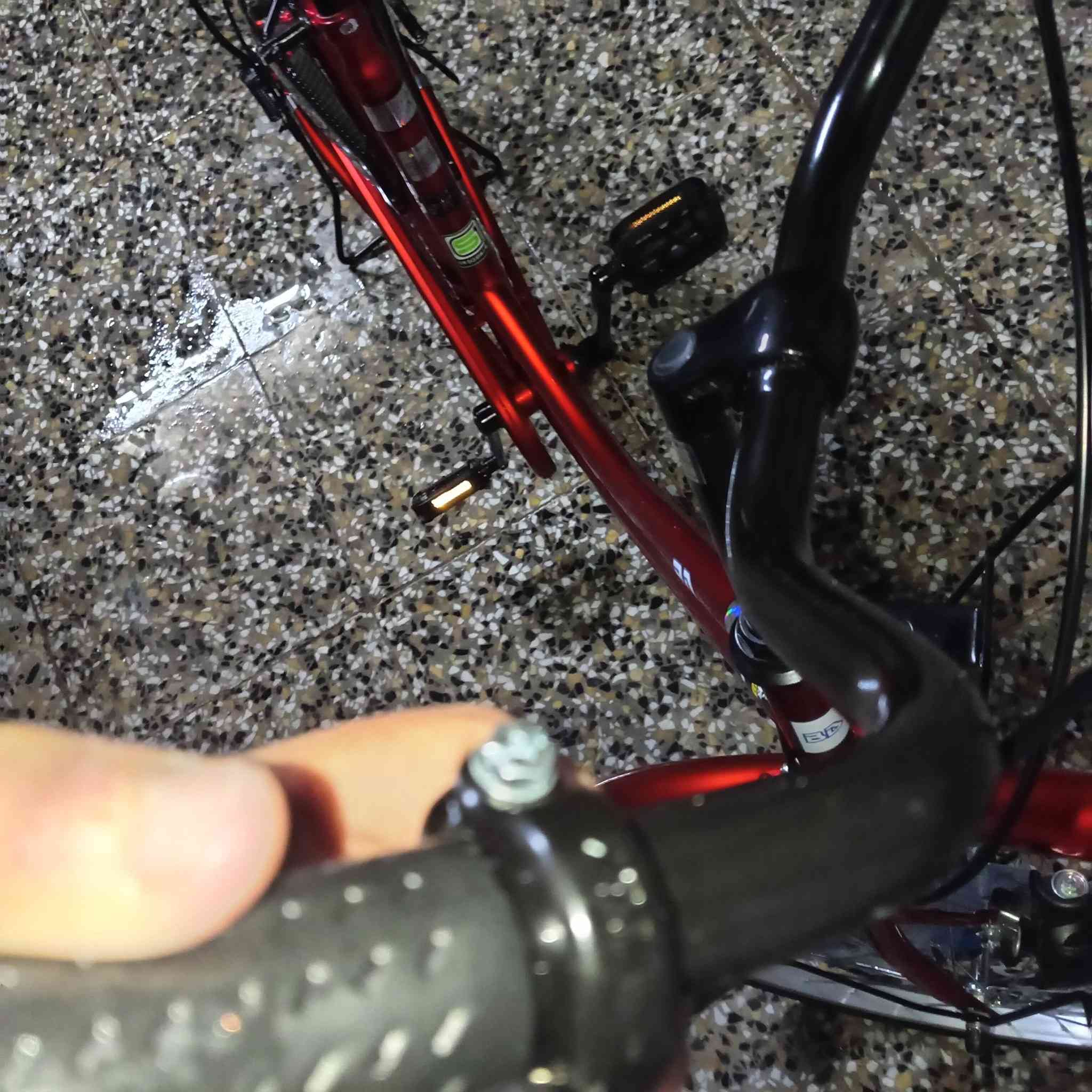 السلام عليكم شباب بسكلي راده للبيع راده 130 جديد مستخدم 3يام


**إذا كنت صاحب هذا الإعلان وتريد حذفه لأي سبب، رجاءا أرسل رسالة إلى الدعم الفني**