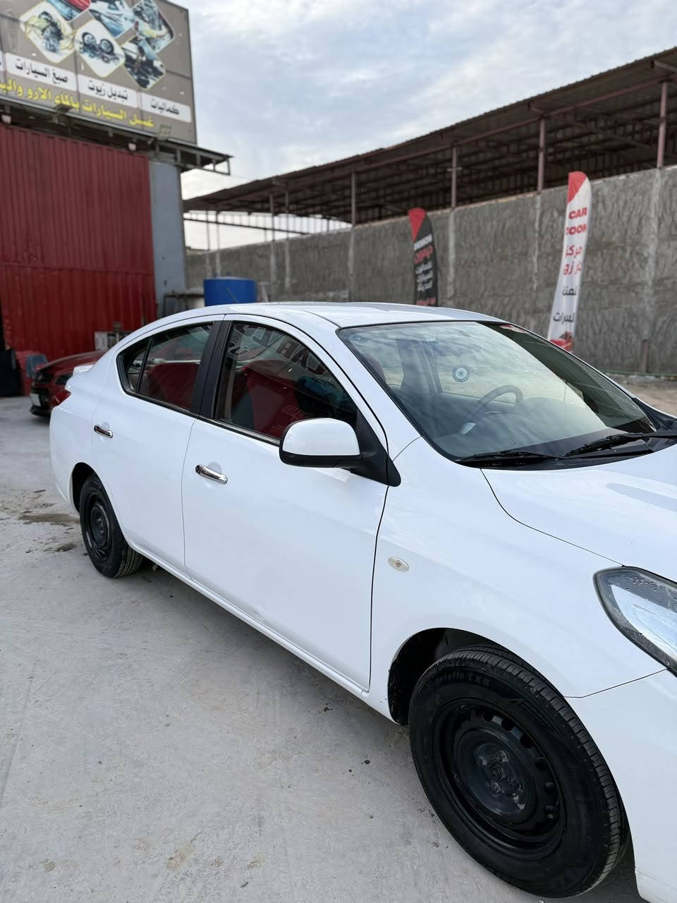 معروض للبيع نيسان سني 2020
خليجي هندي مكفوله من صبغ وضربه وتبديل وبارد
بيها ملاحظات بسيطه رصعه بالباب وبالجاملغ الخلفي على وضعهن بدون تعديل 
ماشيه 106 الف كيلو 
كير محرك مكفول من فتح ومن اي مشكله 
رقم اربيل بإسم شركة وكاله او تحويل مضمون 
داخل بيجي حساس خلفي 
السعر 104 بيها مجال للشراي 
مكان السياره نجف حي العداله 
***********
