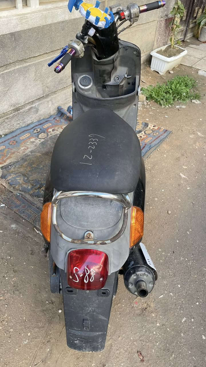 سلام عليكم ماكس بوليس للبيع كابريتر كفرات مختمه ملاح عليها تزويد مثل ماموضح بالفيديو وصالنصه البلاديه موجوده نضيفه مامفتوحه مكاني كربلاء المعملجي سعرها 950 وبيها مجال للشرايه ***********
