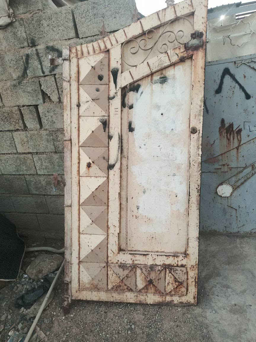 السلام عليكم باب حوش للبيع حديده قديم سعر 60, بي مجال  شراي يجي خاص


**إذا كنت صاحب هذا الإعلان وتريد حذفه لأي سبب، رجاءا أرسل رسالة إلى الدعم الفني**