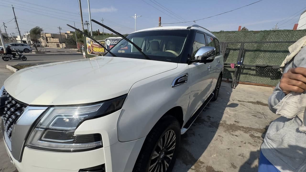 بسم الله الرحمن الرحيم
نيسان باترول 2010 { محدث 2024 } 

صندوك كهرباء / ثلاجة / سلايت والمواصفات البقيه المعروفة 

فئتها { Le } محرك 5700  

السيارة بيها حادث جاملغ يسار وايرباك دركة فقط 
تكشير خفيف في القمارة 

بيها صبغ قطع التحديث + بابين 

السونار مرفق مع الصور 

مكان السيارة الانبار الفلوجة 
السعر ١٩٠ $ وبيها مجال للطيبين 

للاستفسار راسلني على الصفحة او اتصل على الرقم 

***********
