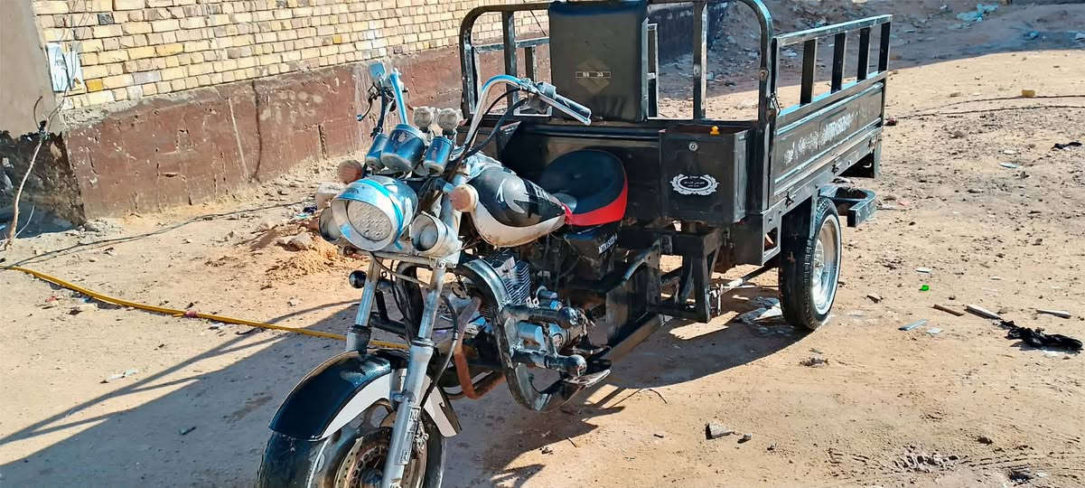 السلام عليكم دراجه للبيع موديل 2015 اوراق  السعر واحد وربع وبيها مجال   العنوان النجف حي النداء عمود 83 شارع كربلاء نجف مكينه عايزه تجفيت بس وممجفته ابد شاصي مكفول ***********
