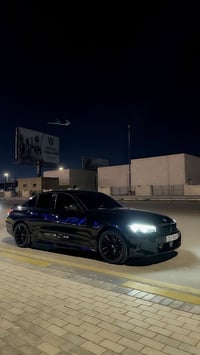 330e 2023  مواصفات فوول للعين  شاشة الجبيره  ماشيه 40 الف  الحادث قطعه...