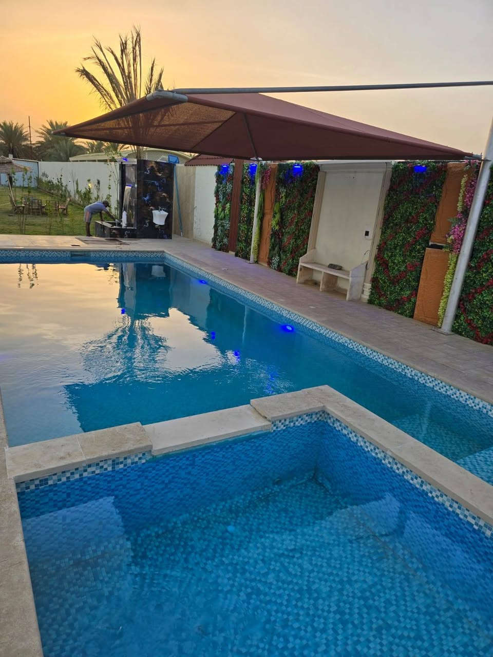 السلام عليكم ورحمة الله وبركاته لدينا مزرعة في البوعيثه للايجار اليومي اسم لارين اموثقه في تطبيق اجرلي للطلب والاستفسار التواصل على هاذه الرقم ***********
