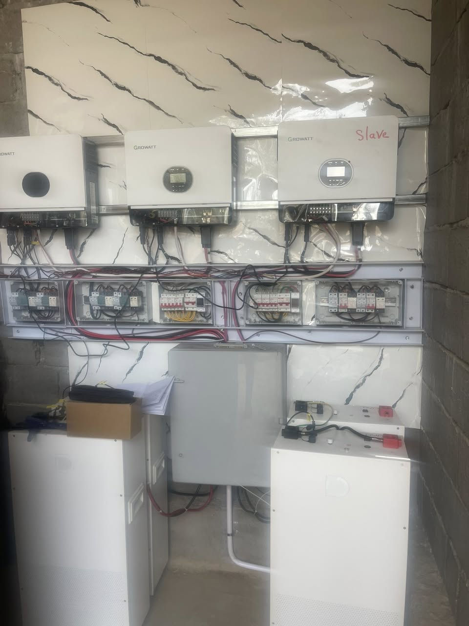 🔋☀️ نوفر لكم أفضل حلول الطاقة الشمسية ☀️🔋
هل تعاني من انقطاع الكهرباء أو ارتفاع الفواتير؟
احنا نوفر لك الحل الأمثل!

✅ تصميم وتنفيذ منظومات طاقة شمسية
✅ بيع وتركيب الألواح والبطاريات والانفرترات
✅ كفالة وجودة عالية
✅ أسعار منافسة وخدمة سريعة

📍 نخدم جميع المناطق
📞 للاستفسار والتواصل: 7823253440

💡 خلك مستقل بالطاقة ووفّر فلوسك من اليوم!


**إذا كنت صاحب هذا الإعلان وتريد حذفه لأي سبب، رجاءا أرسل رسالة إلى الدعم الفني**