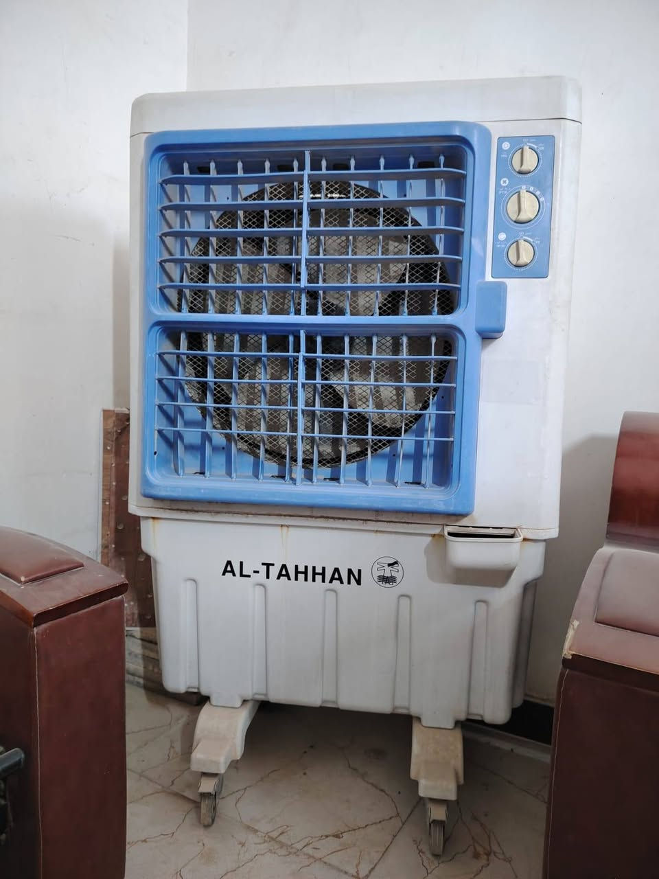 غراض للبيع سبالت دنكه 3طن 
مبرده نضيفه على فحص 
براد نضيف مستخدم قليل 
غساله اوتوماتيك حجم 10 كليو 
كلهن ب 850 وبيهن مجال


**إذا كنت صاحب هذا الإعلان وتريد حذفه لأي سبب، رجاءا أرسل رسالة إلى الدعم الفني**