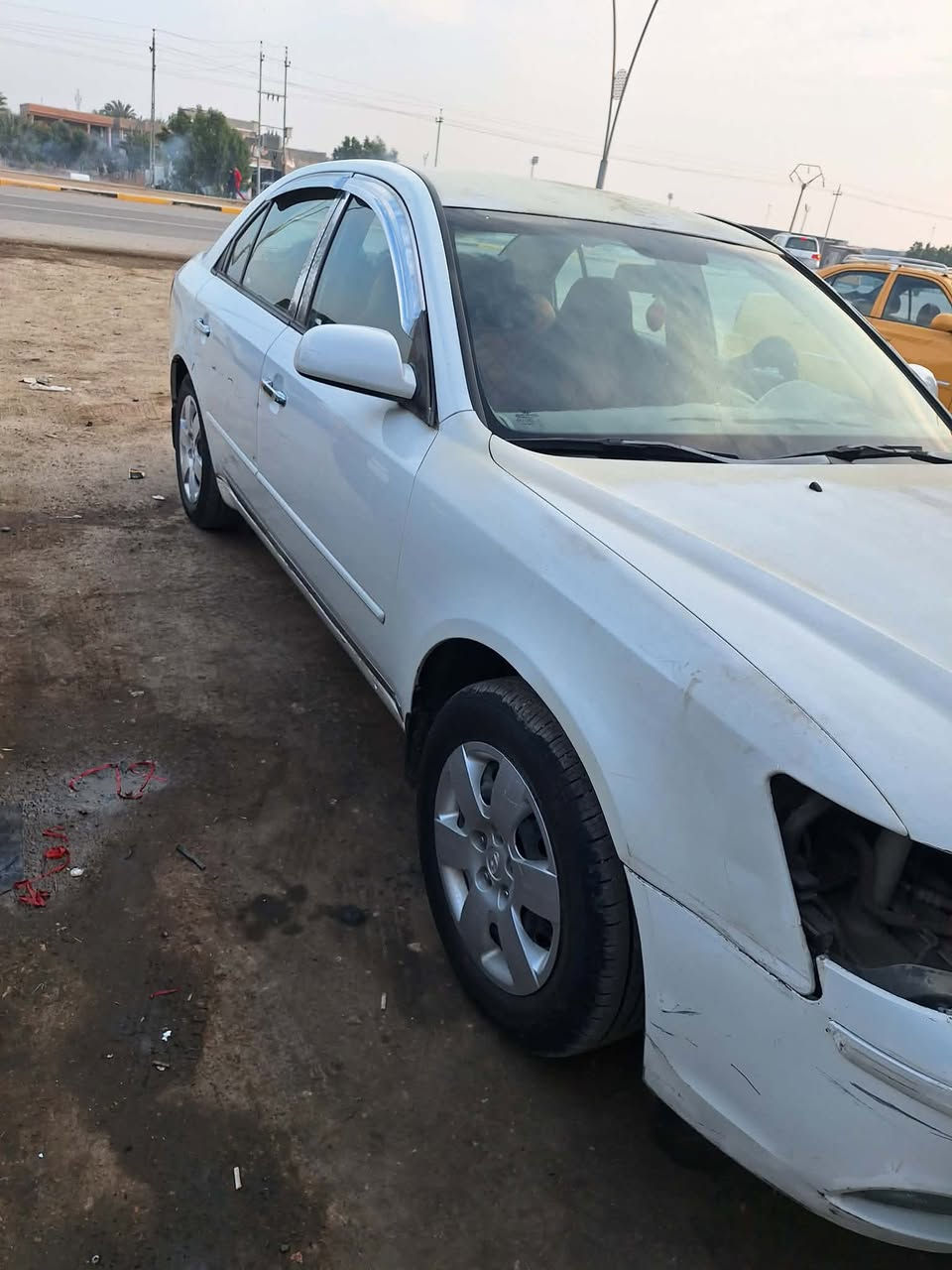 سونتا ٢٠١٠  مكينه ٢٤٠٠ رقم ديالى مصبوغه عام درجه اولى بسبب الجراد وعندي صور قبل الصبغ ليبل واحد بدون ايرباك 

سياره كامله السعر ١١٢ بيه مجال قليل 

***********
