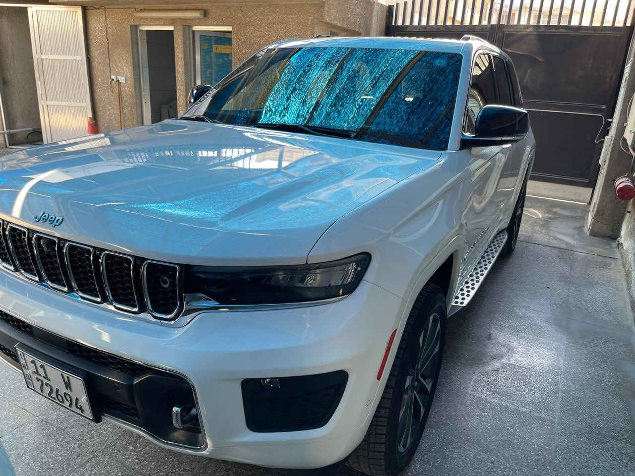 السلام عليكم  جيب اوڤر لاند خليجي هارلم  موديل 2024 لون ابيض                                                              ماشية  13300 كم                                                                رقم بغداد   بأسمي 
مغلف ppf بالكامل.                                         
مواصفات اوڤر لاند كامل. معروف مواصفاتها.                   
السعر 000'50  بي مجال
الاتصال ***********
