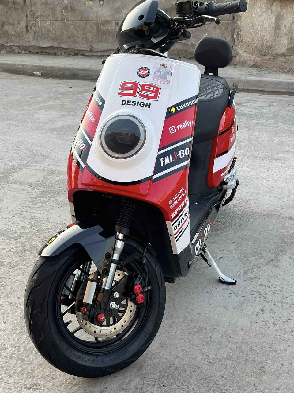 سلام عليكم شباب دراجه شحن جديده وصله موجود صله شهر عندي مكاني حي العامل***********
