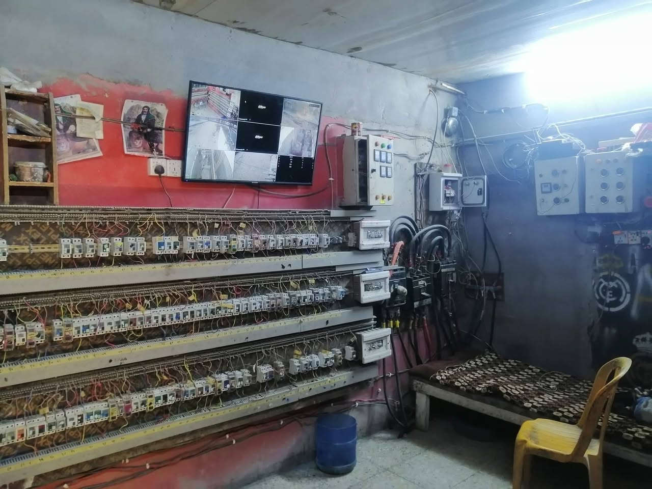 سلام عليكم موقع للبيع مكان شهداء الثانيه مال العبيدي منطقه طابو مقابيل المستوصف سلمان الفيضي (بغداد) 
  يحتوي الموقع علئ ٣ مكان فالفو
  أول فالفو جي ١٠ رأس توليد ٢٥٠
  الثاني فالفو دي ٢١ رأس توليد ٢٥٠
  الثالثه فالفو ٢٢ رأس توليد ٣٠٠
  حمل المولده ٨٥٠ فعلي وقابل للزيارة 
  حصه كاز الاولئ ٢٥٠  
  الحصه الثانيه كاز ٣٠٠ 
  يحتوي على علئ ٢ عشرة آلاف خزان ثاني الف
  المكان ليس إيجار 
         (صاحب المولده *********** ابو علي
