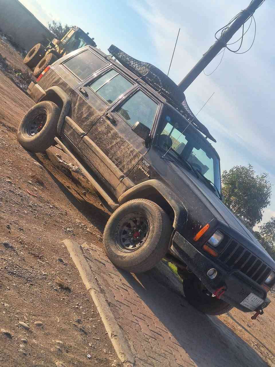 بيع سريع  ٤٩ وبيها مجال  
جيب موديل ١٩٩٠ بلادي من دعاميه لدعاميه  بدون ضرر بدون قطرة معجون  دمارات ع بلادي  تبريد تدفئه  مشروع وطني السيارة بحالة جيدة جدا  بشرط التحويل 
محرك عدل ٦ سلندر بلادي   فورويل شغال  ضفيرة جديدة مكاني كركوك بيع فقط نقدا  السعر ٤٩  وبي مجال 
***********
