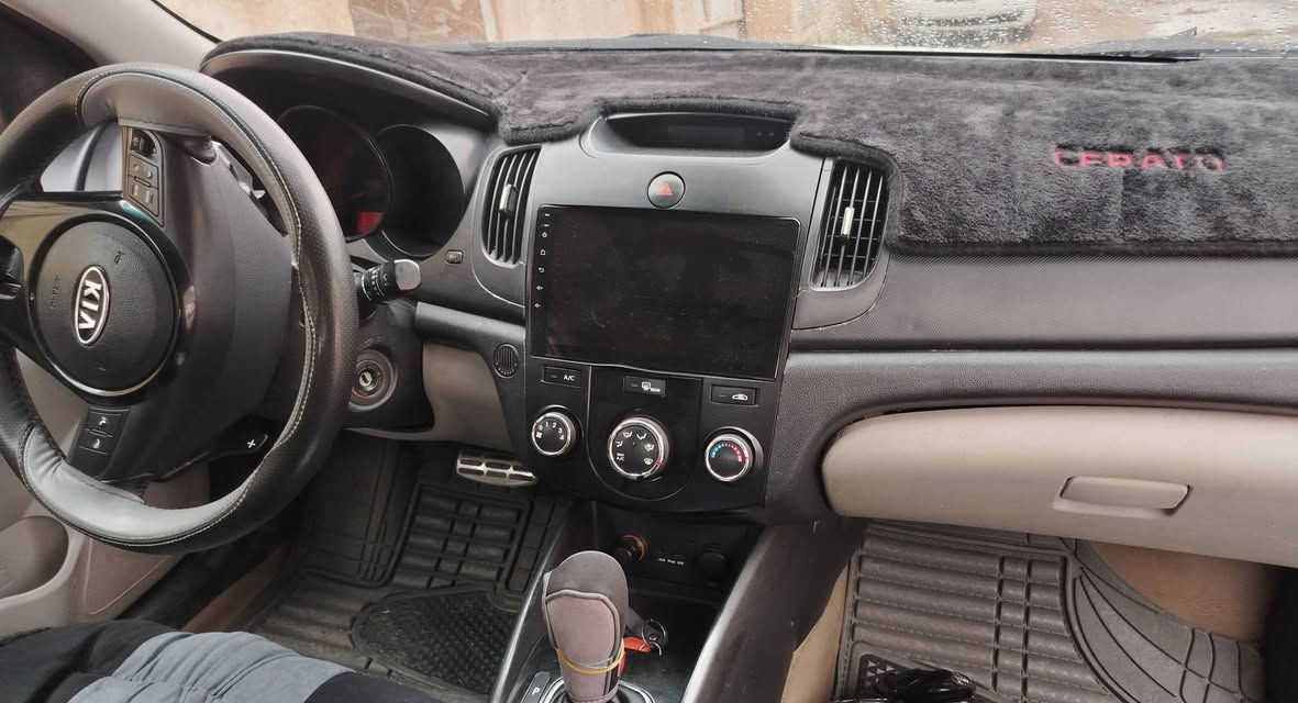 للبيع سيارة سيراتو 2013 لون ابيض رقم سليمانيه دولي الجديد
#بيها فتحت تنته بانورما /حساسات شغاله/كامرة مع شاشتها  

#كير 6/نمرات ومحرك كذلك شرط من التبخير وغيرها

#ضرر حسب سونارين جاملغ الخلفي فقط قطعه واحدة 

#بالسونار الثاني يظهر صبغ الباب الأيمن وبسونار ثاني يقرأ مفتوح فقط

#يعني تنحسب قطع اقل من قطعتين

#وضررها بدون تصليحات بدون دواخل

#السعر 115$

#للإستفسار الاتصال على الرقم ***********

#مكاني الشرقاط وهذا الأسبوع متواجد بتكريت
