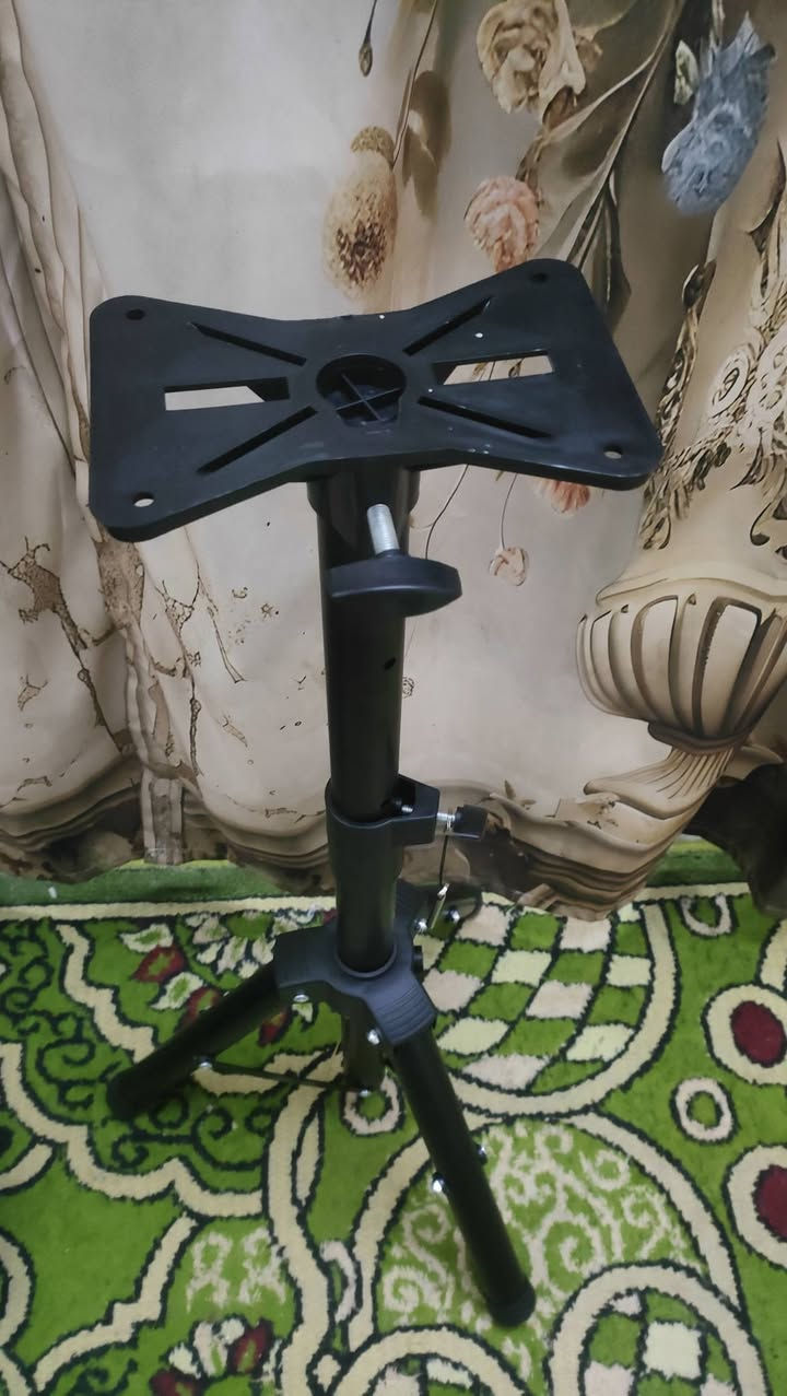 وينهم اهل الواكب هاي قطعتين ستاند مال سماعات


**إذا كنت صاحب هذا الإعلان وتريد حذفه لأي سبب، رجاءا أرسل رسالة إلى الدعم الفني**
