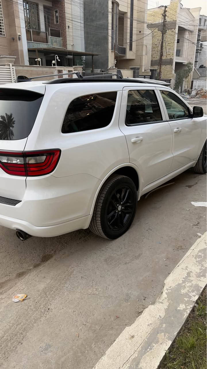 سلام عليكم…
دورنكو وارد امريكي حادث بس بانيد + ايرباك ستيرن + دشبول 
موديل 2023
ماشيه 29000 ميل
السعر 31500 $$$
بغداد حي البنوك
*********** بغداد, العراق
