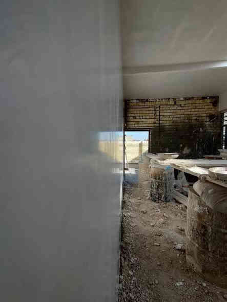 سلام عليكم خوان ملاحضه
جص وبورك وتشميع و ماده مصلبه علينه  كرساته و عمل 11الف مواد علينه تنضيف الابيت علينه
جص وبورك فقط كرسته و عامل متر 10
تنضيف الابيت علينه
جكن واير عالينه 
رقمي الخاص ***********
واذا لبخ واجهيات جميع لبخ نشتغل
