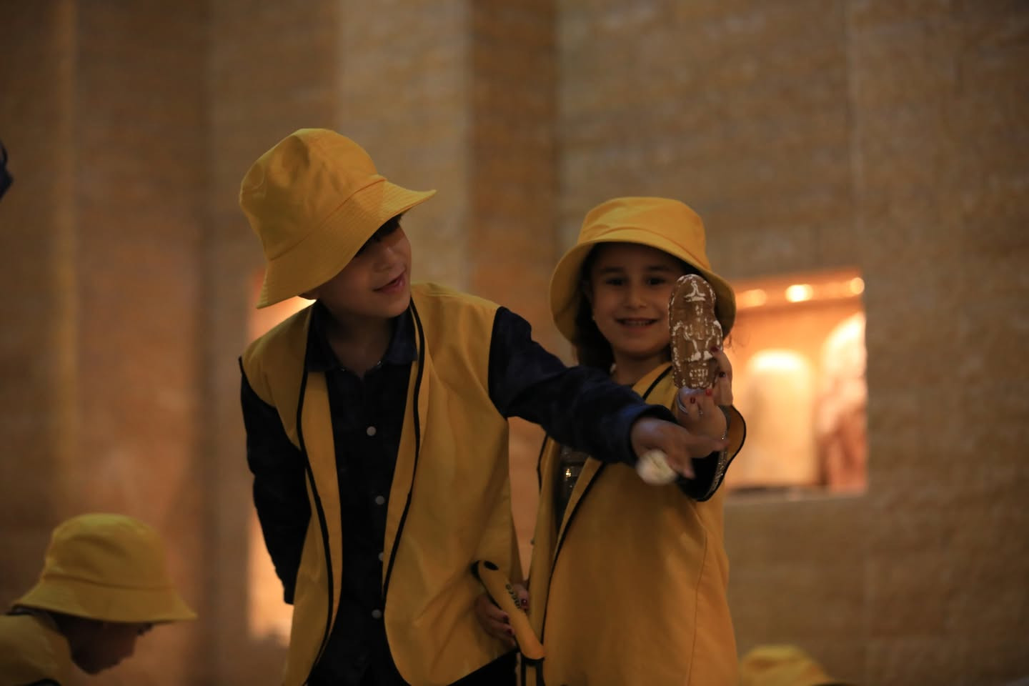 🏺✨ إحنا لكينا الكنز والآثار بالمتحف!
إنتو شنو اللي منتظرين؟ 😍

تعالوا لمدينة حلم الأطفال وخلي أطفالكم يعيشون مغامرة البحث عن الكنز المفقود داخل متحف المدينة 🗺️💛

🔎 آثار… رمل… أسرار… وكنز ينتظر أبطالنا الصغار!

📍مدينة حلم الأطفال
🎉 مغامرة تعليمية وترفيهية ما تنمل!

⚠️ العرض متوفر في الفرع الأول فقط
📩 وإذا حبيتوا تستفسرون أكثر
فريق خدمة الزبائن متواجد وياكم 24 ساعة 🌟
متوفر واتساب 👇 :-
0771 466 5555 
0781 466 5555 
+964 772 912 0601 

خصومات الفرع الثاني مستمرة طيلة ايام الاسبوع 
+964 774 022 6060 
6558
