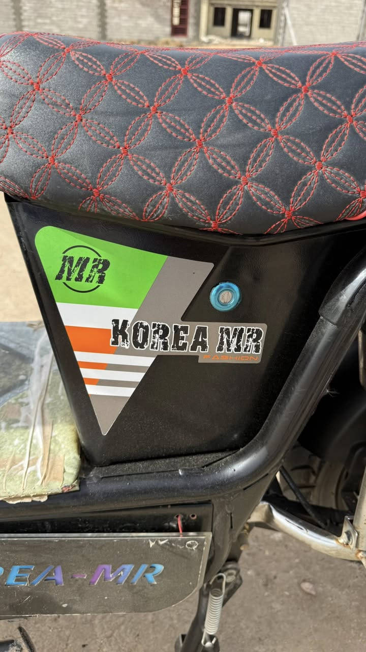 سلام عليكم  شباب عندي هاذا مطور للبيع السعر 750وبيه مجال رقمي تواصل ***********
