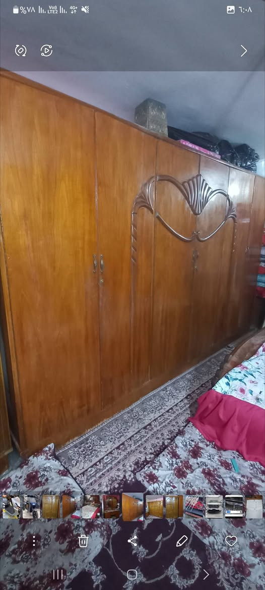 للبيع غرفة نوم صاجية كاملة 
عنواني بغداد الشعلة 
السعر ٢٥٠ الف وبيها مجال
راسل واتساب وادلل رقمي  ***********
