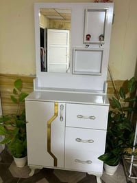 ميز مرايا • جديد