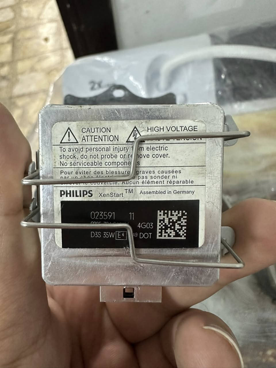 للبيع قاعدة و عدسات بلادية وكلوبات بلادية فليبس وفلتر مال سنتافيا بسعر ٢٥ الف 
مكاني دورة قرب فلكة ابو دتشير


**إذا كنت صاحب هذا الإعلان وتريد حذفه لأي سبب، رجاءا أرسل رسالة إلى الدعم الفني**