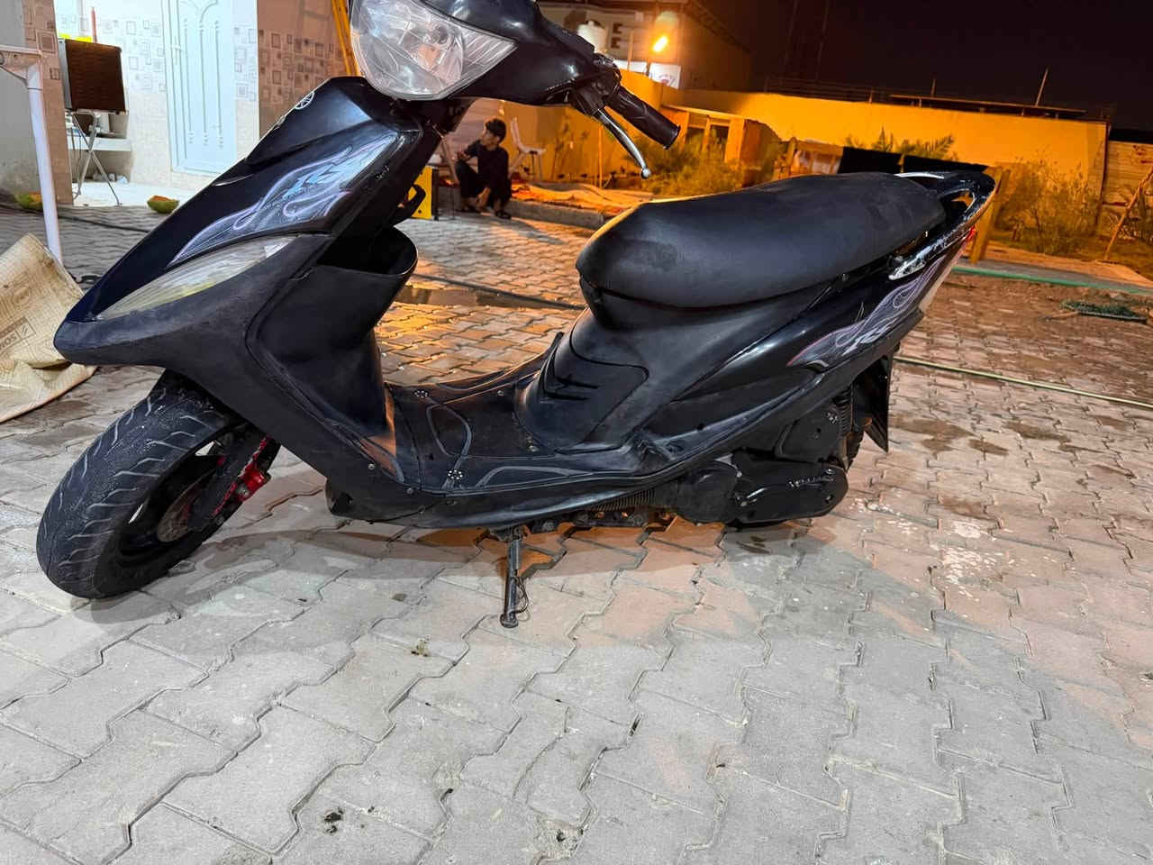 السلام عليكم ماكس عدله نضيفه كلش مكفوله  من الفتح شغاله سلف هندر درجه كلش نضيفه السعر 650 وبيه مجال قليل للاستفسار ***********
