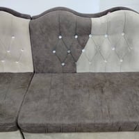 ديون • للبيع