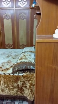 غرفة للبيع • ناقصة زاوية • رفوف ميز تواليت