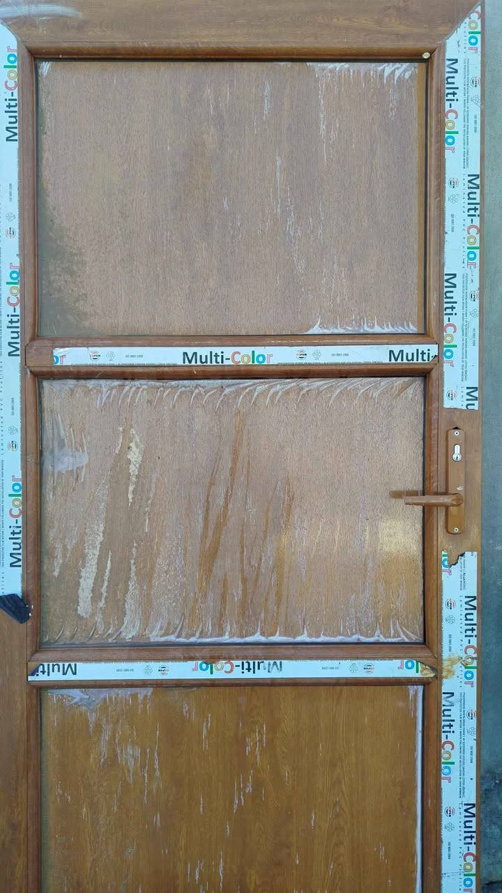 بوب صاجيات عدد 2 مع قطعه المليوم  للبيع التفاصيل اتصال او مراسله *********** كركوك, العراق
