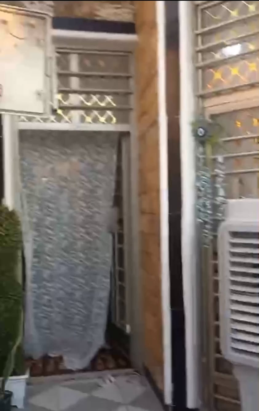 دار للبيع 100متر واجهة5%20نزال الزعفرانية نهاية الارع شوارع قبل معمل الغاز فرع سكلة الركابي للاستفسار***********
