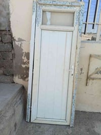 باب بلاستك مستعمل  سعر 35 موصل الايمن  07710707888