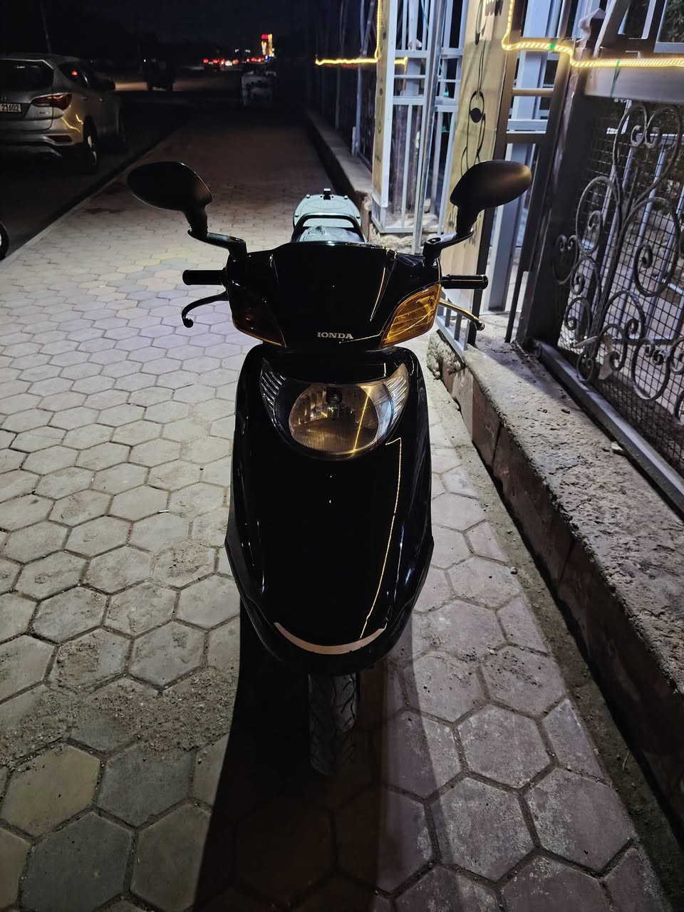 سلام عليكم سبيسي ياباني للبيع مكينه ناعمه كهربائيات شغالة كابريتر اصلي كفرات ابو 5 اختوم للاستفسار *********** مكاني كوت مركز المدينه السعر مناسب جدا بخدمه الشراي
