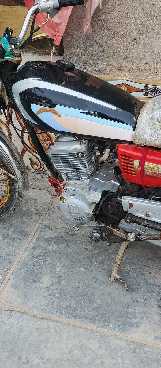 دراجه ايراني للبيع موديل 21ادوات ادوات.  كهربائيات شغاله. محرك كارتون. السعر 300وبيه مجال قليل. متواجد خاص. العنوان ناصريه قضاء سيددخيل


**إذا كنت صاحب هذا الإعلان وتريد حذفه لأي سبب، رجاءا أرسل رسالة إلى الدعم الفني**