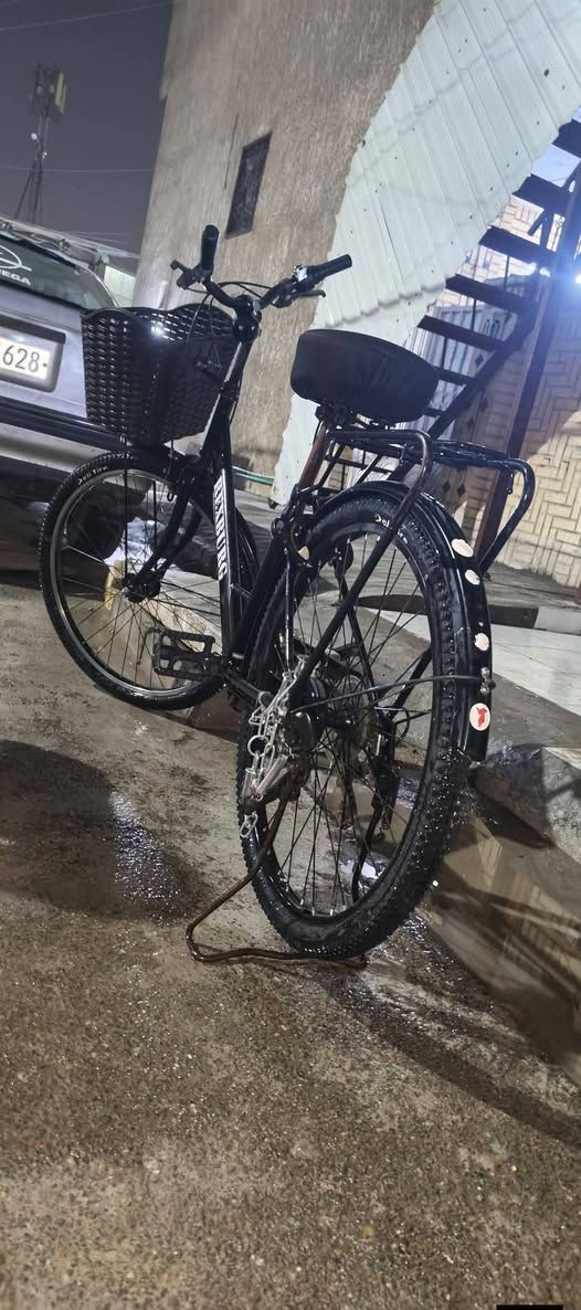 السلام عليكم كباتن
البايسكل هذا للبيع بسعر 120 ألف 
للتواصل ***********
