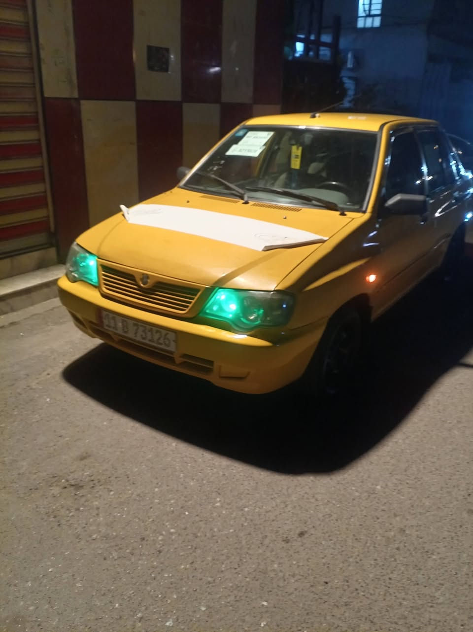 السلام عليكم
سايبة 2012 سيارة شوفت عينك
صدر جيد جدا
مكينة وكير جيد جدا
تبريد يرادلة بس غاز
ترايهة حلو
رقم انكليزل كبل مكاتبة مروري
غرفتهة حلو تخم تاير جيد جدا
مكاني شهدا البياع رقم ***********
سعرهة 26 وبيهة مجال حك الجية
