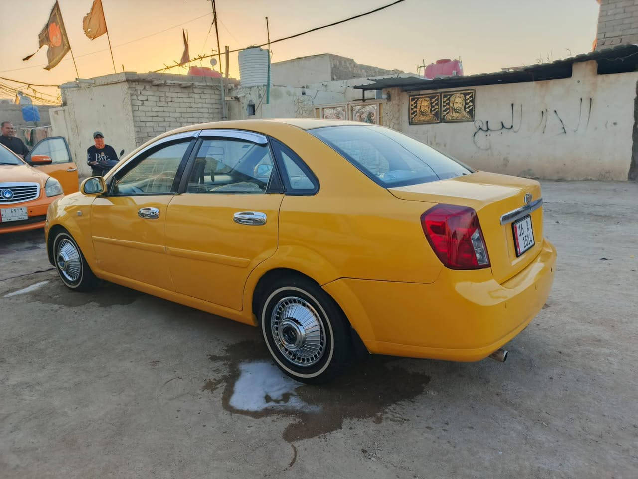 سلام عليكم سياره دايوو للبيع رقم مميز حداديه تخم  كهربيات جاهزه سياره  هيه غرامات مصفره تحويل ثاني يوم 50 وبيها مجال  مكاني ناصريه مركز  رقم الهاتف ***********
