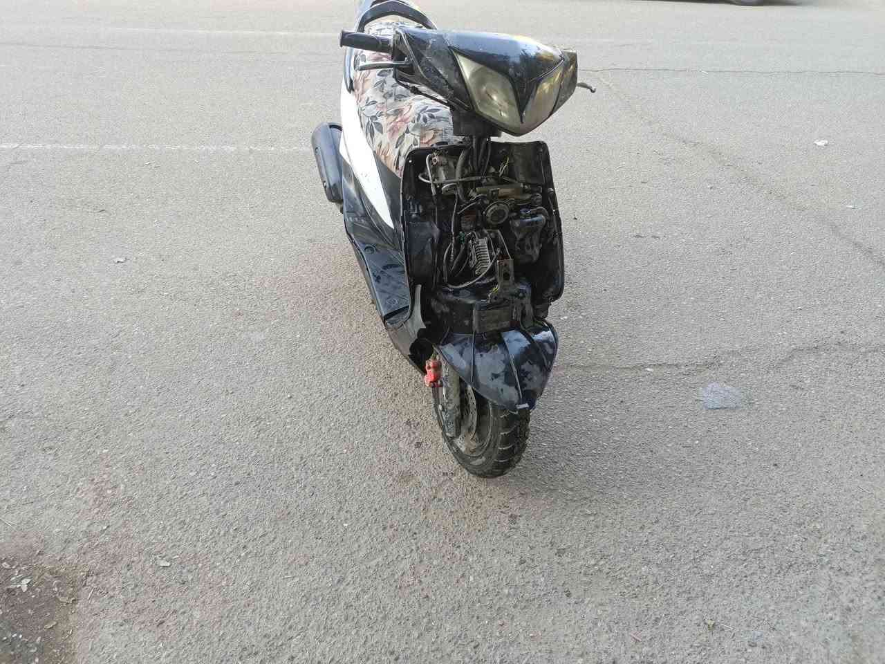 السلام عليكم دراجه ماكس ثعلب نظيفه محرك حلو وناعم شلعه معدل قوي سلف هندر كهربائيات كلهه شغاله نقص بس وجه ودبلات الاماميه تعبانه الباقي نظيف رايدهه 300 الف مكاني شارع حيفا ***********
