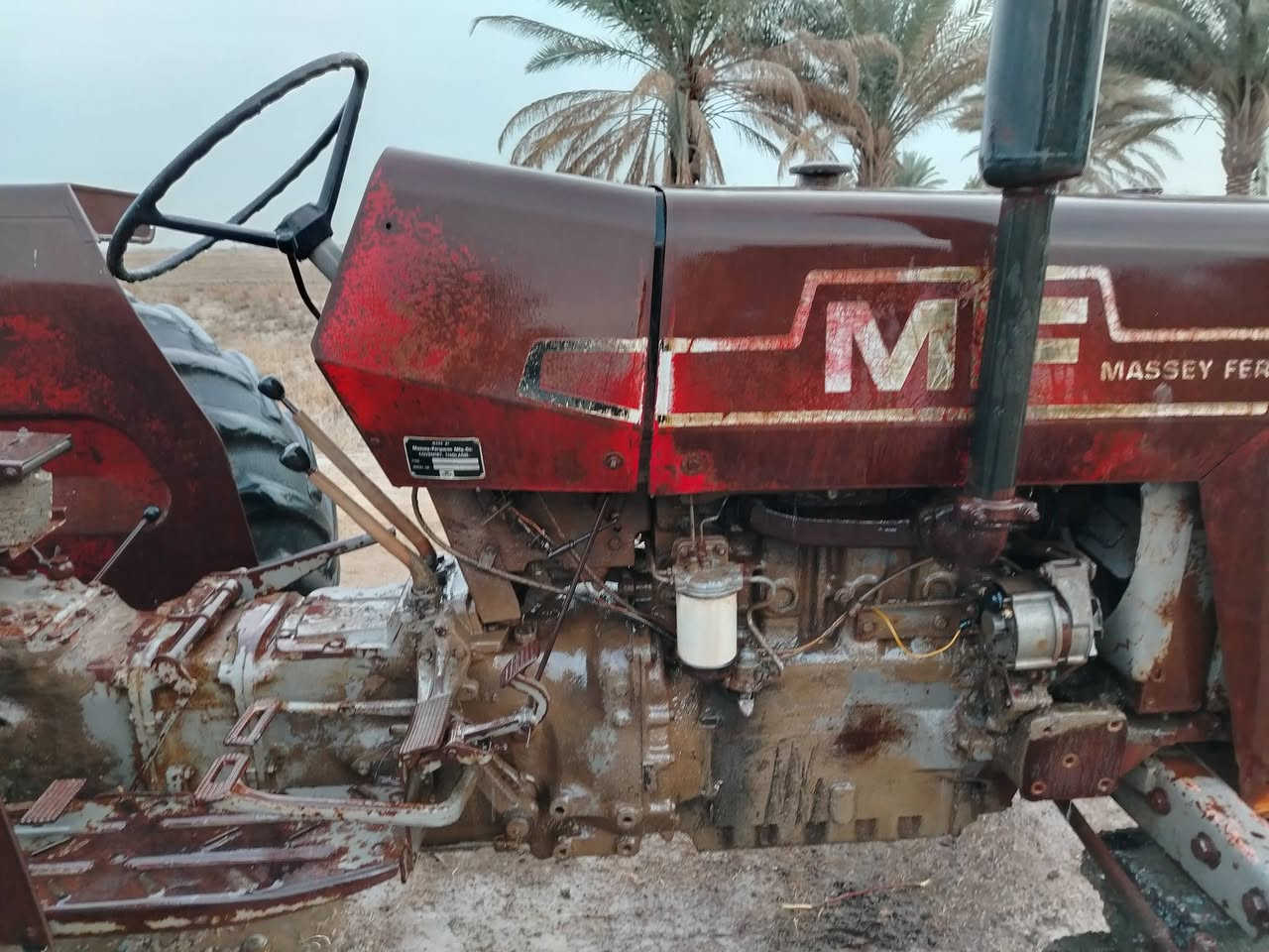 السلام عليكم
مكينه فوركسن  للبيع حجم ٢٧٥ بلادية مع معدات كاملة فيدان +معدلان+ خرماشه+ دراو+ ديج 
باقي التفاصيل اتصال ***********
