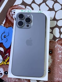 آيفون ١٥ برو ماكس • ٢٥٦ • بطارية ٨٧٪