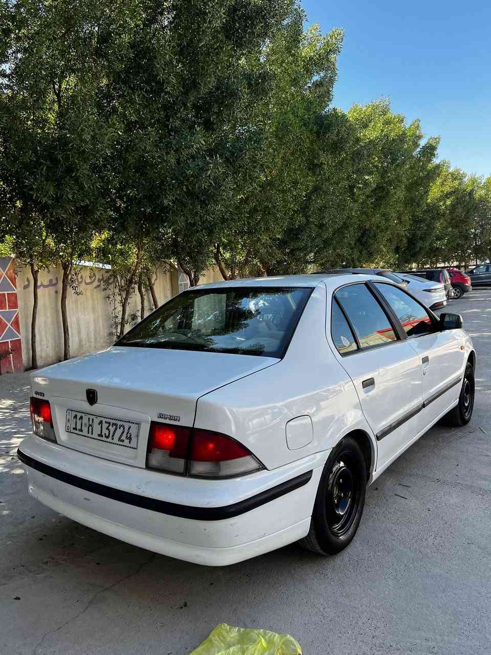 السلام عليكم سمند موديل ٢٠١٢ السياره بلاديه كلهه ونضيفه جداا كير ومحرك وحداديه امامي وخلفي كله جديد تبريد ثلج كهربائيات كلهه شغاله دواخلهه عله وضع الشركه السياره جاهزه ومابيه اي نقص بأسمي ارقام وهزه جديده السعر ٥٠ وبيه مجال قليل الشراي يتصل أو يجي واني بالخدمه مااكطع سعر بالتليفون *********** السياره جديده حته دوساتهه بلاديه
