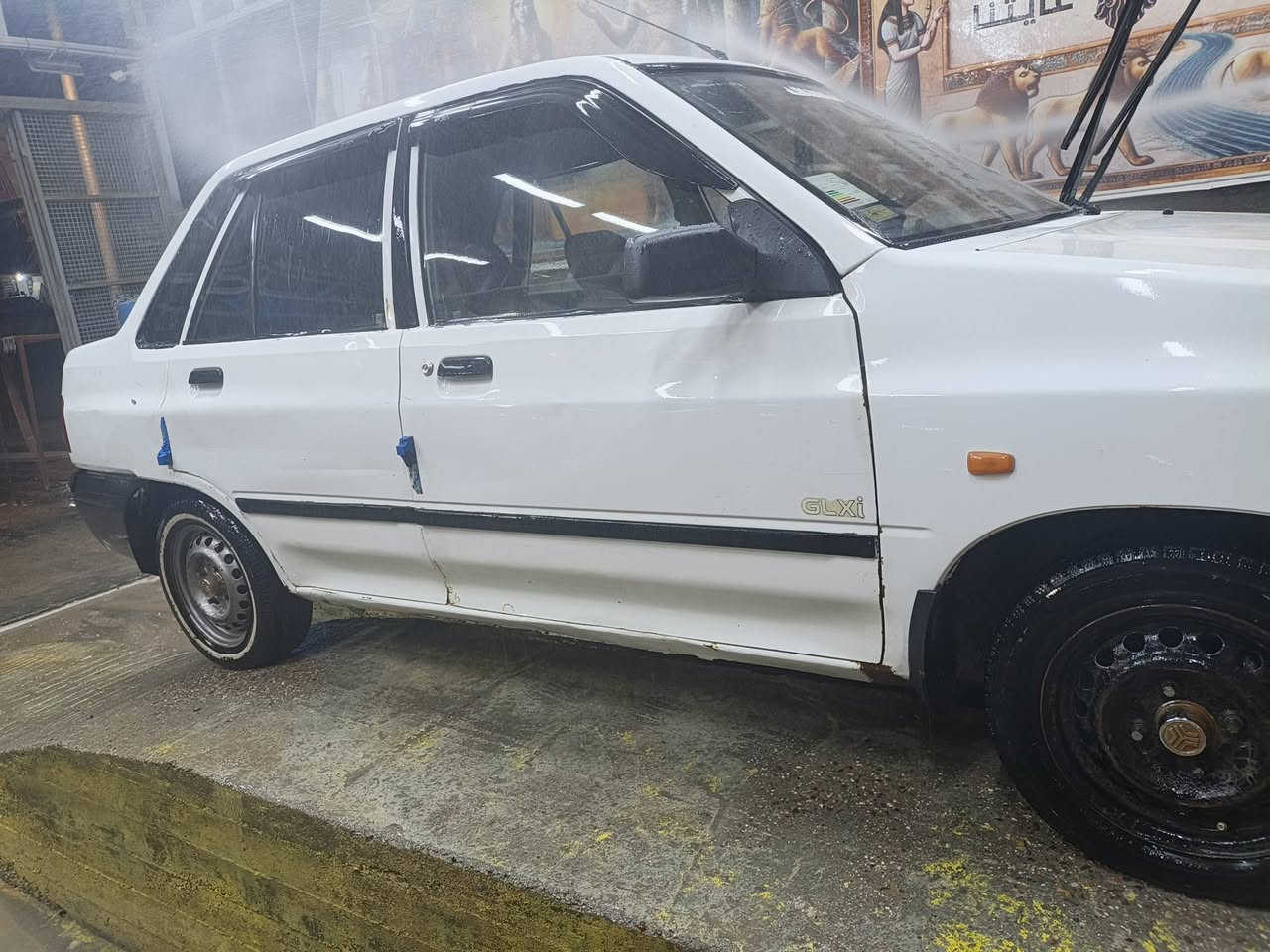 سلام عليكم سايبه موديل 2011 عضم مكفوله كير ومحرك لا تبخير ولا تنقيص تخم تاير نضيف حداديه صفر دواخل نضيفه حيل شواصي بلاد كشر نضيف سياره عوزه بس حداديه راعيه يريد مداور رقم بابل للمراوس او البيع سعره 33 وبيها مجال ***********
