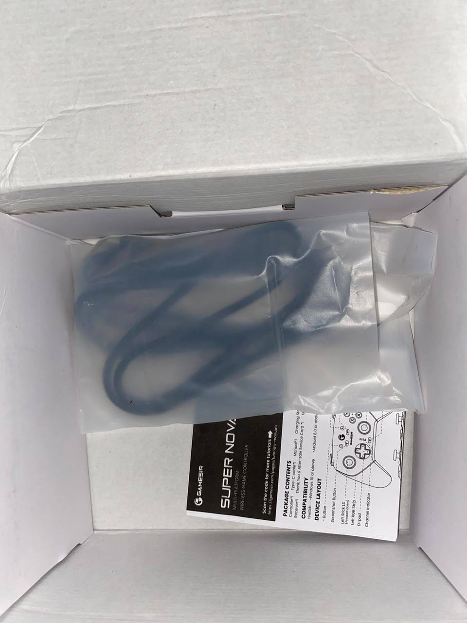 جوستك 
التوافق: PC – Android – Nintendo Switch – iOS
الاتصال: Bluetooth / USB (وضع ثلاثي)
العصيّ: Hall Effect (مقاومة لمشكلة الانجراف Stick Drift)
الأزرار: قابلة لتبديل الترتيب (Glyph Swap)
الزناد (Triggers): Hall Effect بدقة عالية
الاهتزاز: اهتزاز مزدوج
التطبيق: GameSir Connect App للتخصيص Super Nova :الاسم
والشحن واير وواير ليس
 
سبب البيع : اشتريتها علمود اكسبوكس وطلعت ما تدعم 
الجوستك حرفيا بالباكيت 

التوصيل عليه 

والسعر :75 وبي مجال للطيبين 

التواصل واتس على هذا الرقم 

 0771 589 0274
