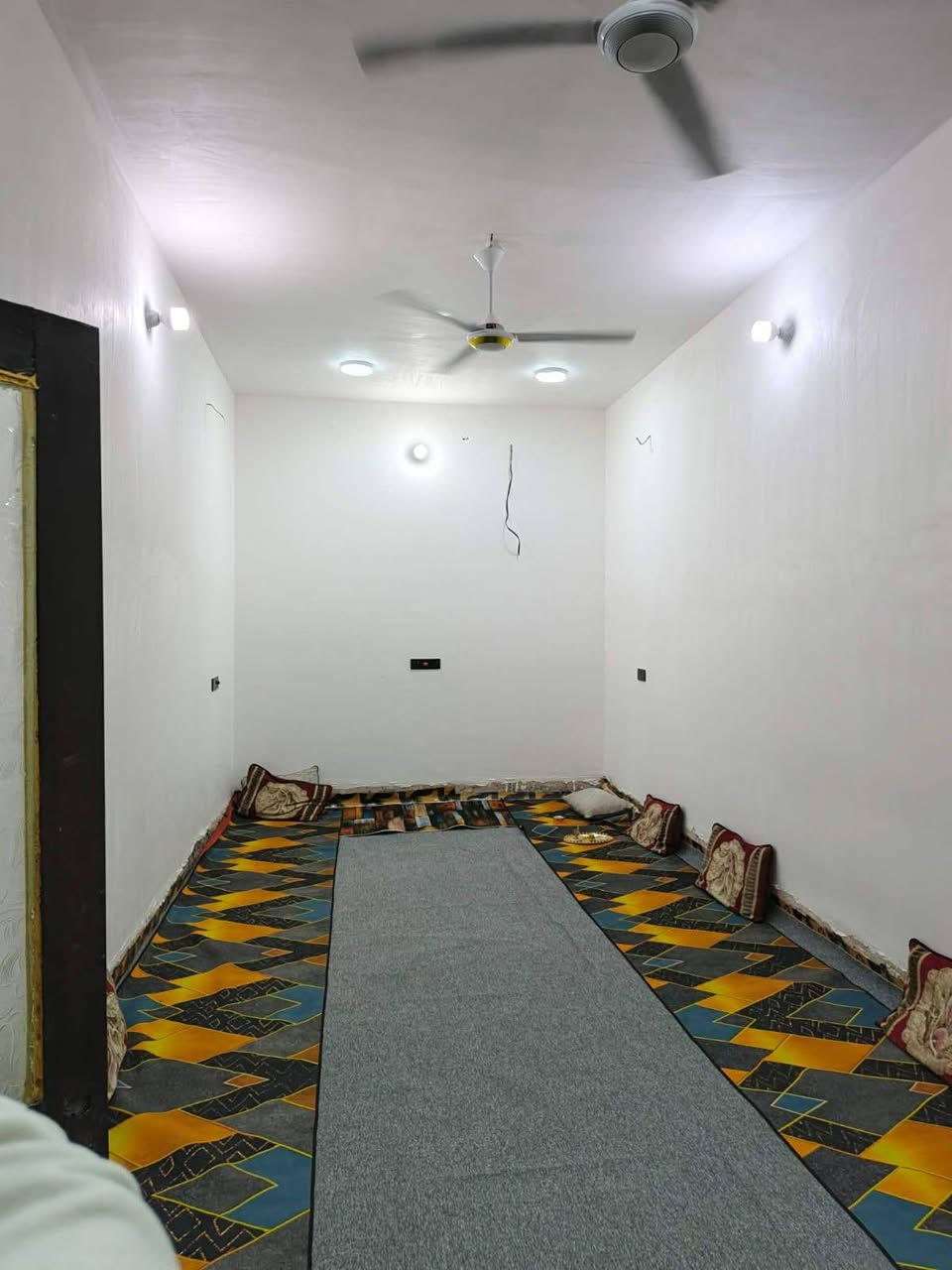 البيت للبيع طابو زراعي 150 متر حي الامين الثاني مقابل المدارس خدمات كامله بناء جديد صب كونكريت سعر على واتساب ***********
