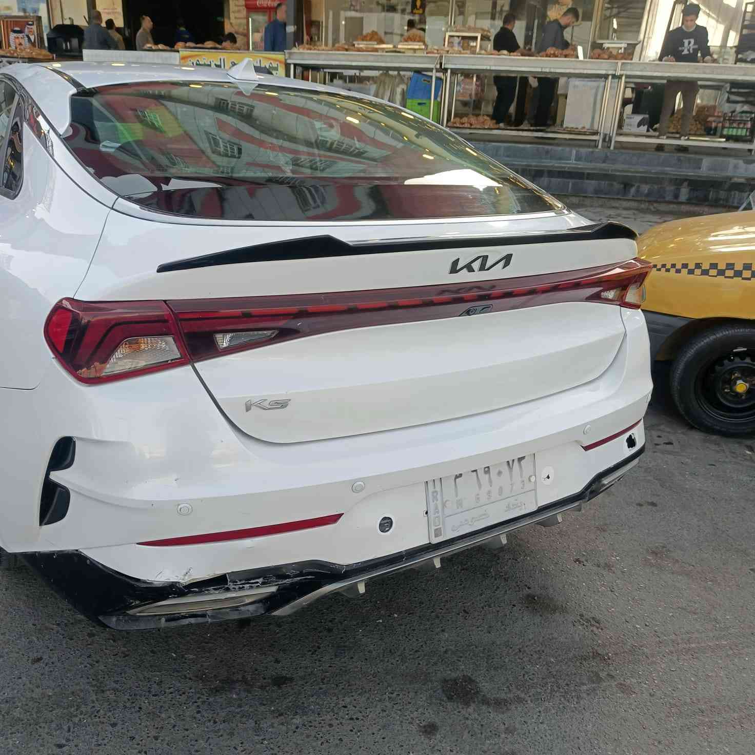 كي فايف أمريكي موديل٢٠٢٢
حادثه موحود بالصورة 
نص مواصفات سويج
تحكمات ستيرن
قياده ذاتيه
تحديد مسار
اوتو هولد
سايد بريك دكمه 
بغداد السيارة معوقين  سنه وصير حرة السيارة
مكاني بغداد الكفائات العبيدي
***********
السعر 165
