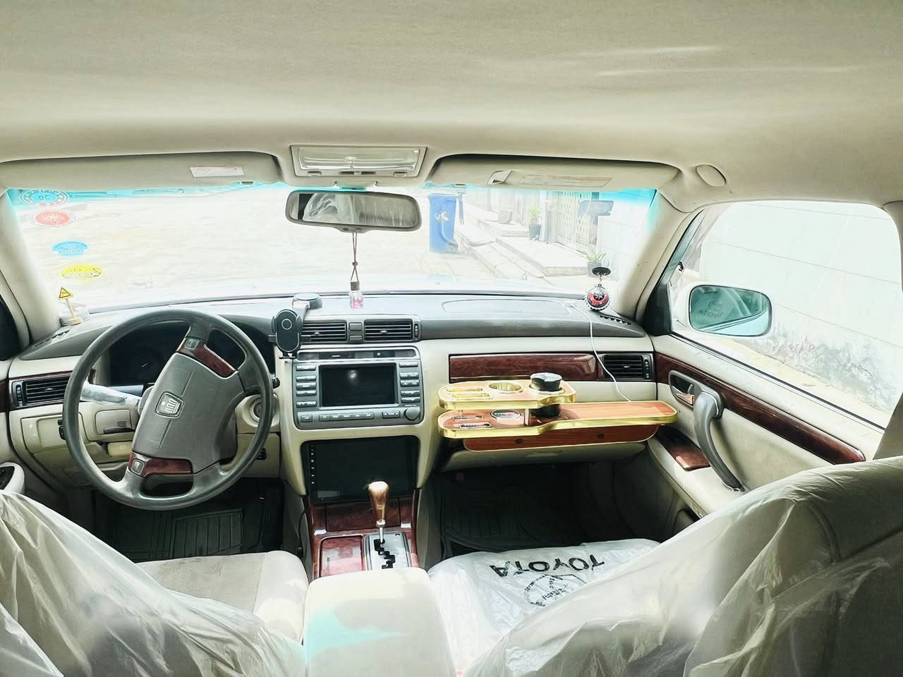 سلام عليكم سياره ملكه كراون خضراويه رقم كركوك قرار 48 سياره كفاله عامه من ضربه وشاصي سياره فقط قماره سياره لوحات حديد وسنويه صليه ساقطه من لفين و24 راعيها بنجف وكاله ثاني يوم  سياره صوليه وجديده بمعنى لكلمه ما عوزها كلشي جاهزه لأخير تبريد قطعتين برده كهربائيه مكينه ديفور لكبير كشنات كهربائيه سعر 87وبيها مجال قليل تصال على رقم ***********
