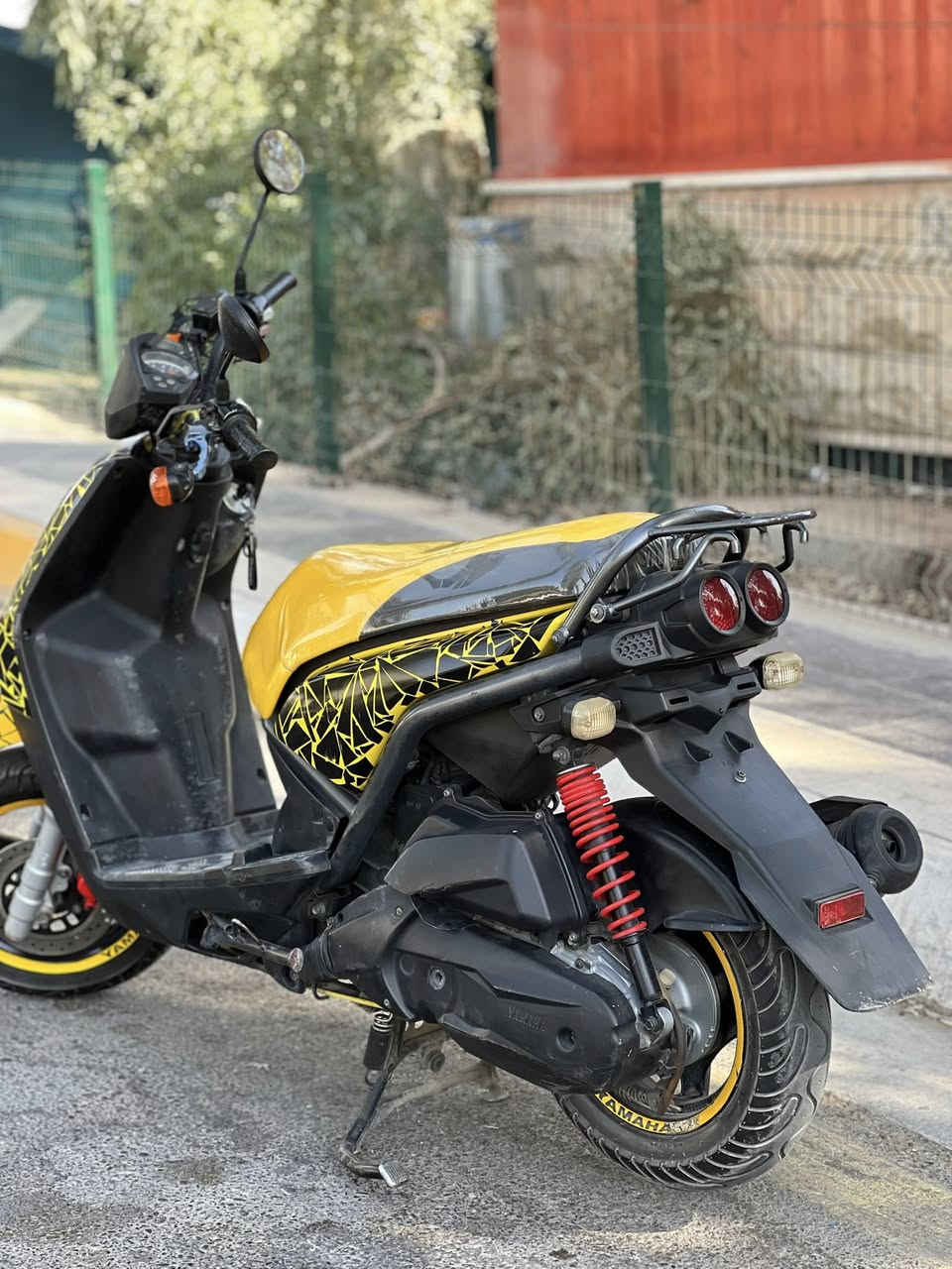 سلام عليكم 

دراجه سكنس جبلي وارد يابان موديل 2009 للبيع 

لون اصفر بلادي موشمه اسود لزكات تزويد بس يدات بريك كشن مدوشمه بيدي دراجه جديده بمعنى الكلمه ولتقارنها بنطايح بس يراد تبديل خرز إماميه فقط خرز مكفوله كفاله عامه ملاحظه وارد يابان ميجي بي ختم كفرات دراجه معروضه ب1450 وربع مينزل لتعامل مكاني ديالى بعقوبه للاستفسار ***********🖤
