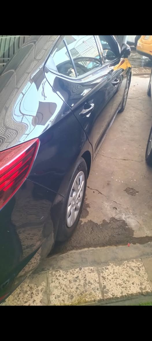 سلام عليكم من رخصة مدير الكروب النترا موديل 2019 نص فول السياره امريكي ضررها ب خشم الجاملغ الايسر  بدون داخل او ايرباك السياره خير من الله شوف العين السعر 132 وبيها مجال  مكانها ديالى الخالص  اتصل ع رقم وما اقصر وياك *********** مسلم ابو علي علمآ السياره بسمي السنويه جديده
